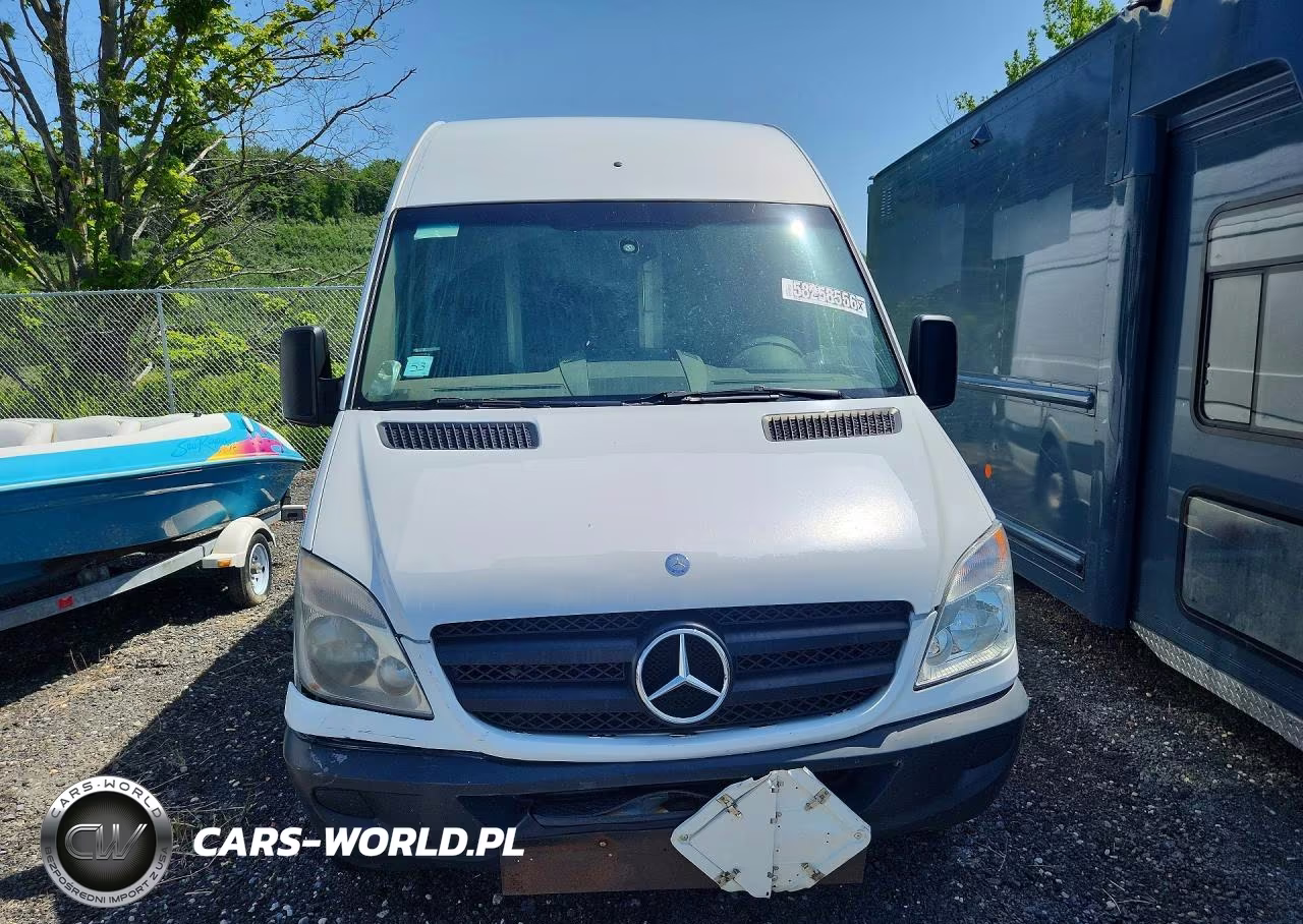 2012 Mercedes-Benz Sprinter 2500 Delivery Van VIN:WD3PE8CB2C5699984 - 5