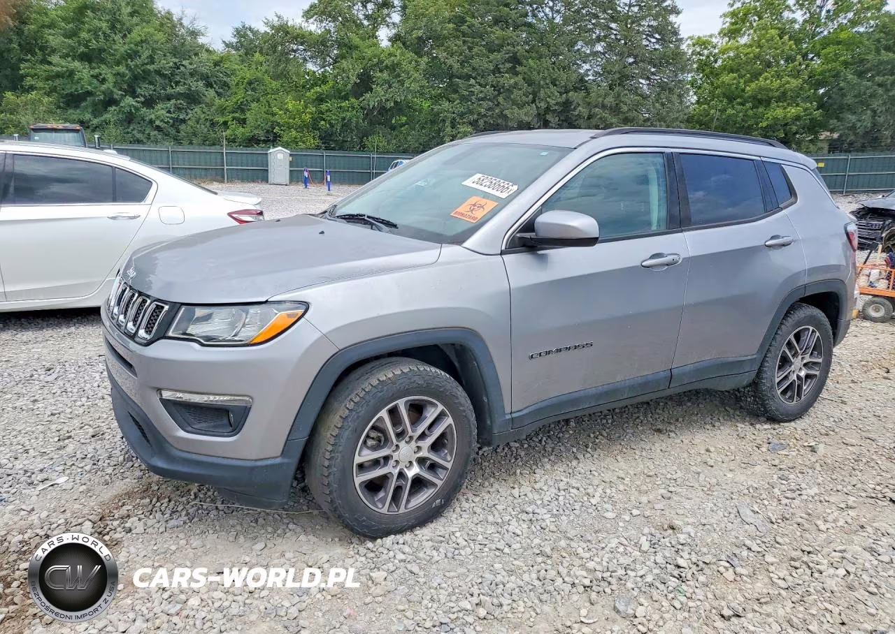 2018 Jeep Compass Latitude – zdjęcie 1 z 13