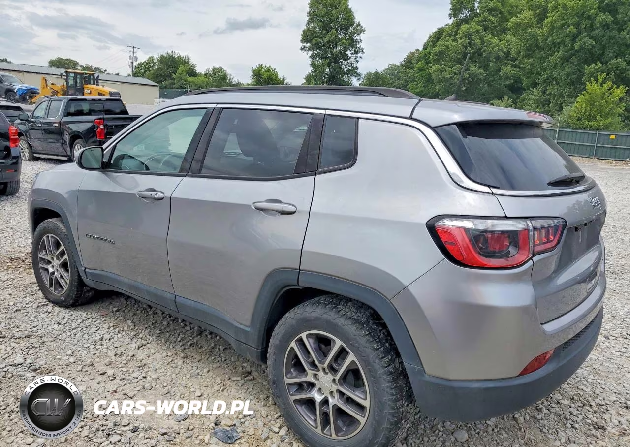 2018 Jeep Compass Latitude VIN:3C4NJCBB6JT286542 - 2