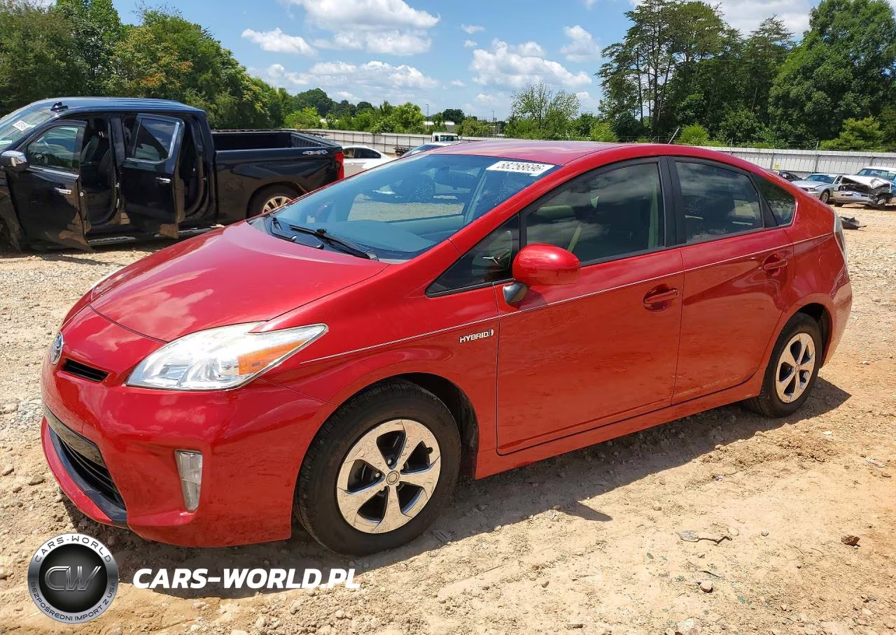 2013 Toyota Prius Three – zdjęcie 1 z 12