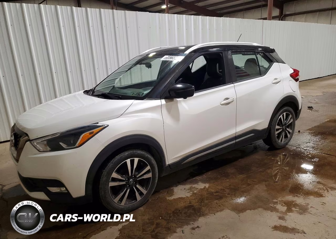 2019 Nissan Kicks Sr VIN:3N1CP5CU6KL524492 - 1
