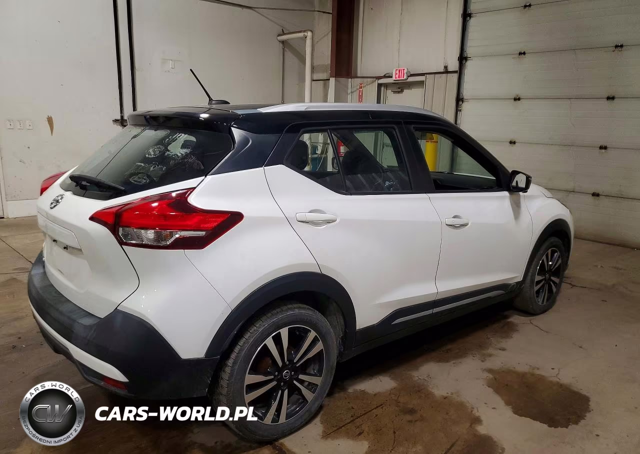 2019 Nissan Kicks Sr VIN:3N1CP5CU6KL524492 - 3