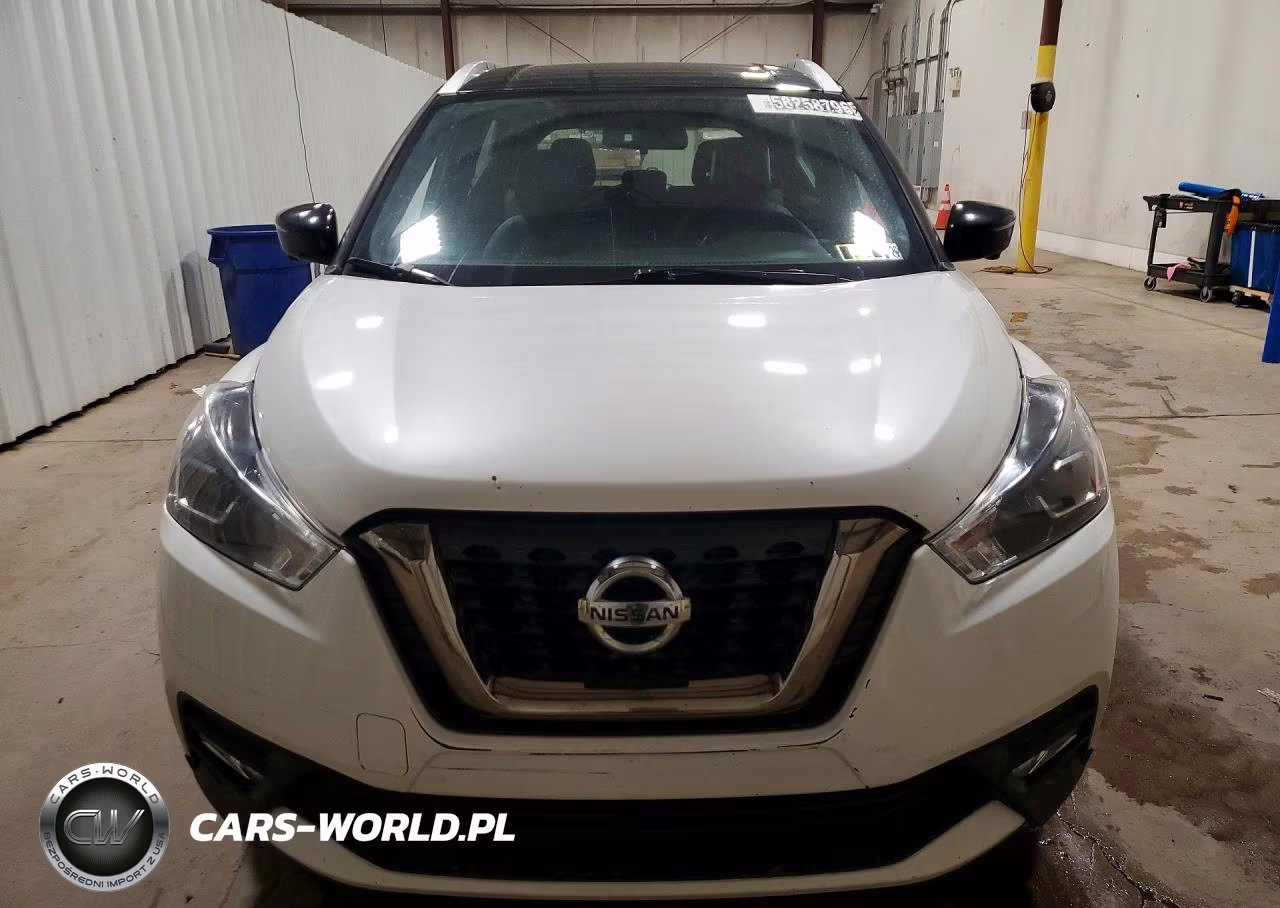 2019 Nissan Kicks Sr VIN:3N1CP5CU6KL524492 - 5