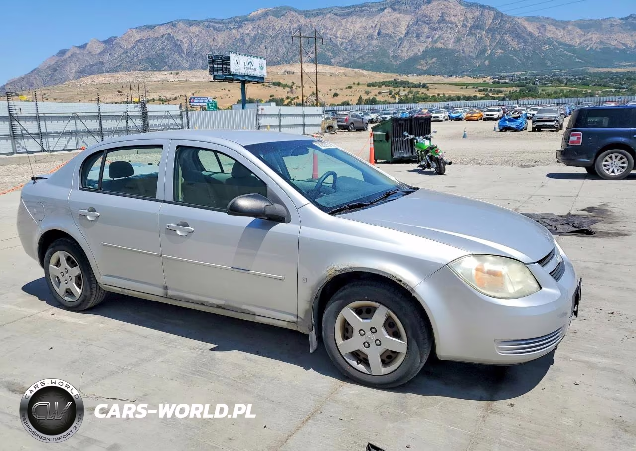 2008 Chevrolet Cobalt VIN:1G1AK58F387268458 - 4