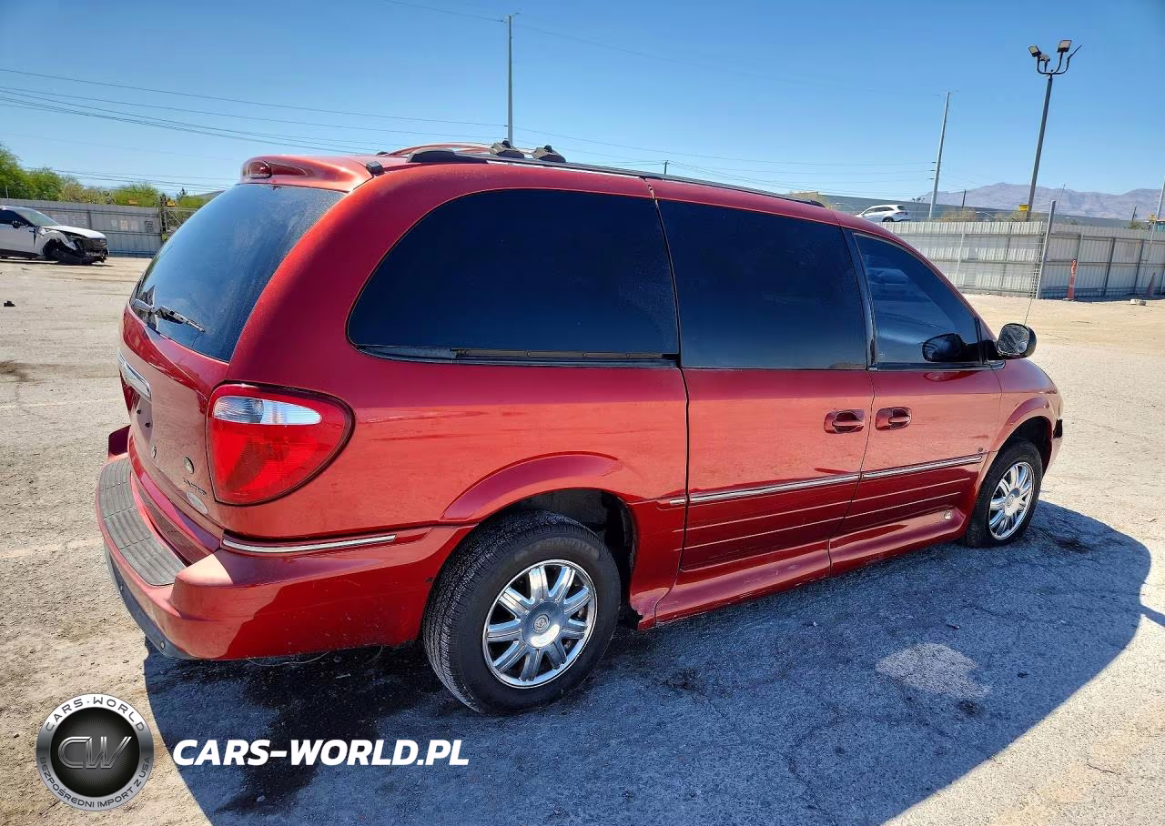 2005 Chrysler Town & Country Limited VIN:2C4GP64L85R603180 - 3