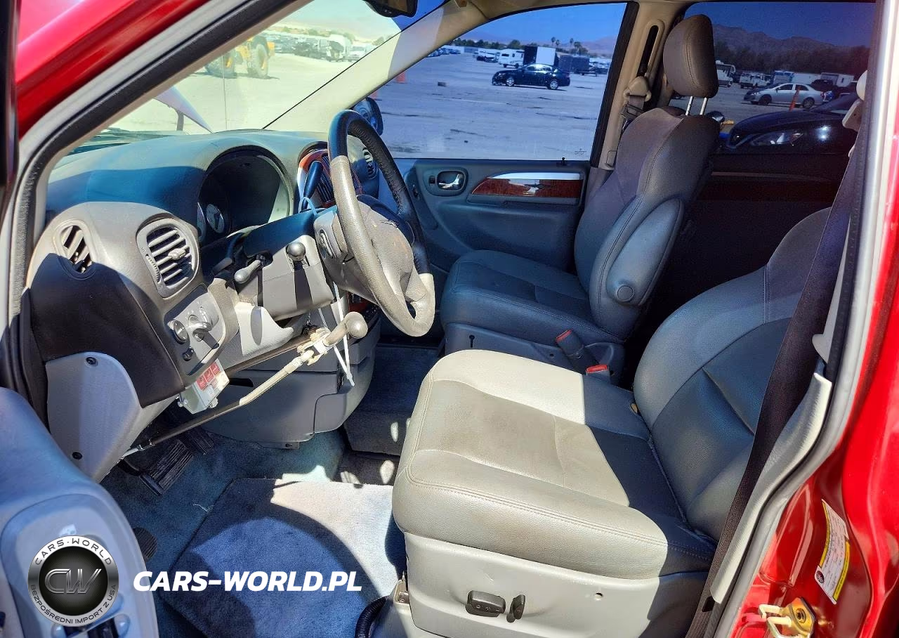 2005 Chrysler Town & Country Limited VIN:2C4GP64L85R603180 - 7
