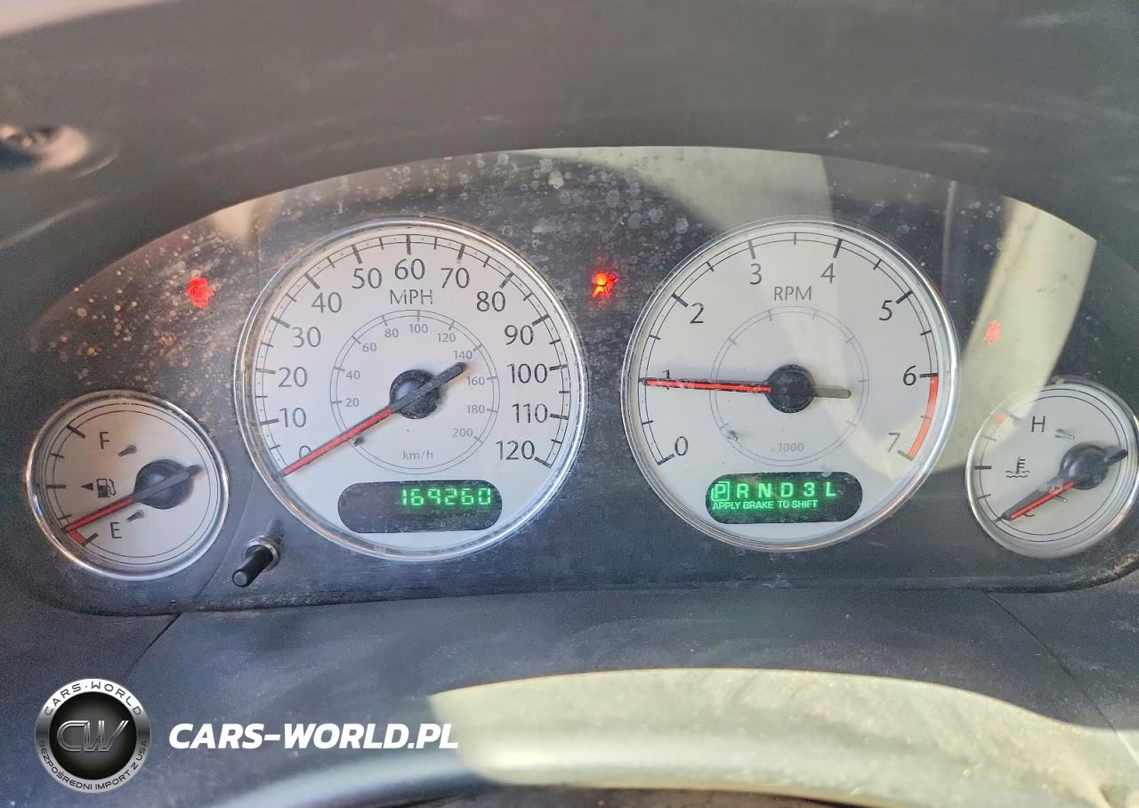 2005 Chrysler Town & Country Limited VIN:2C4GP64L85R603180 - 9