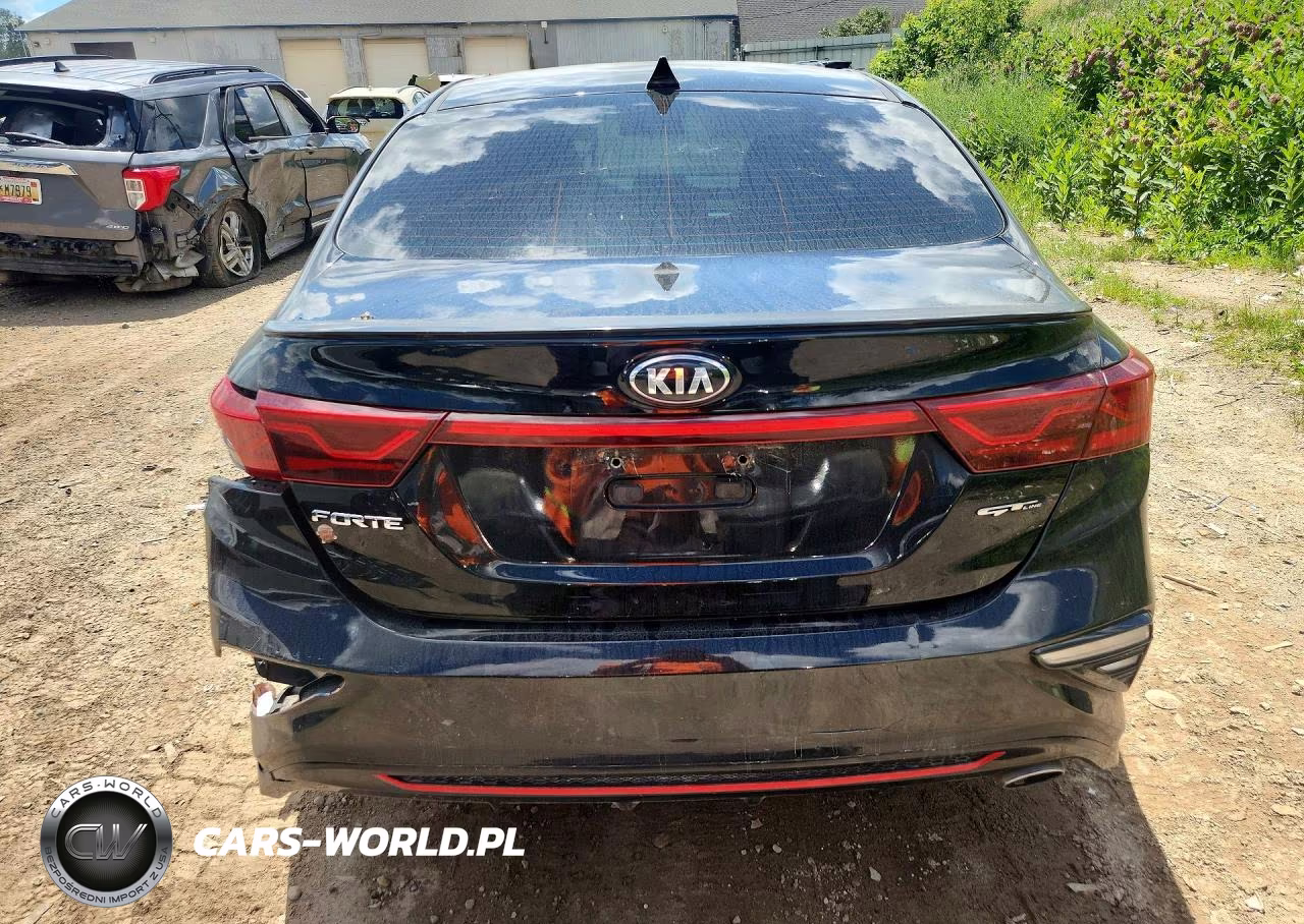 2020 Kia Forte Gt Line VIN:3KPF34AD5LE165421 - 6