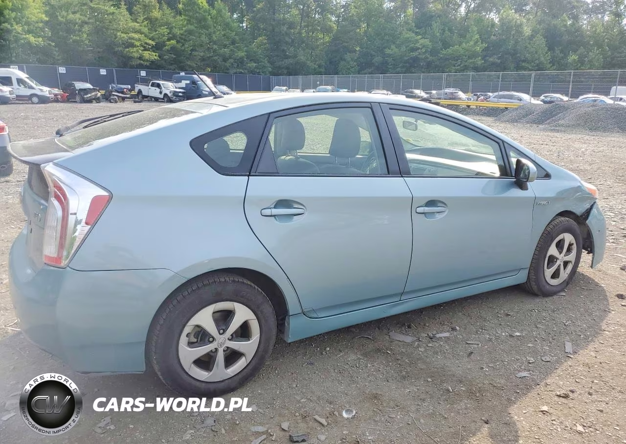 2012 Toyota Prius Two VIN:JTDKN3DU6C5468427 - 3