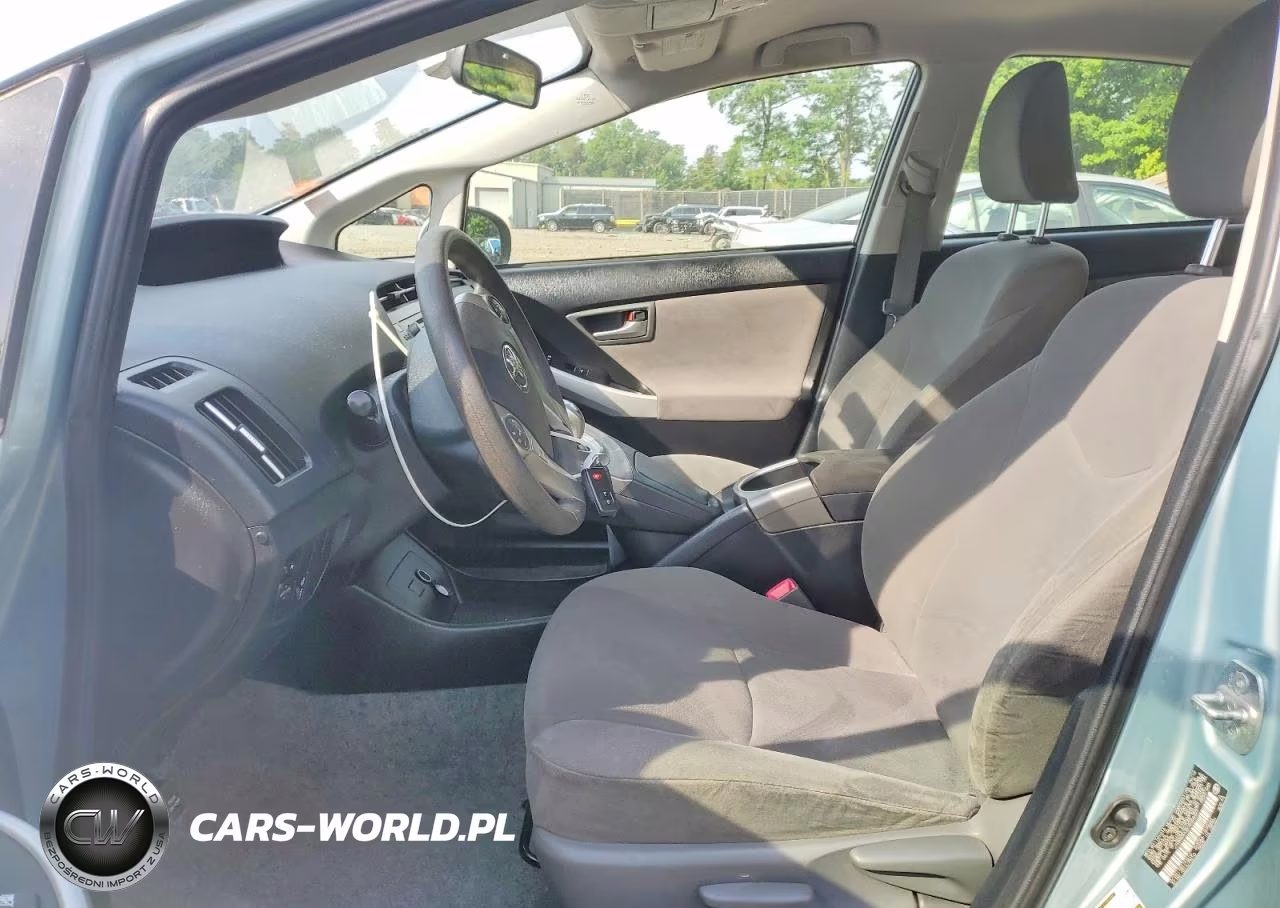 2012 Toyota Prius Two VIN:JTDKN3DU6C5468427 - 7