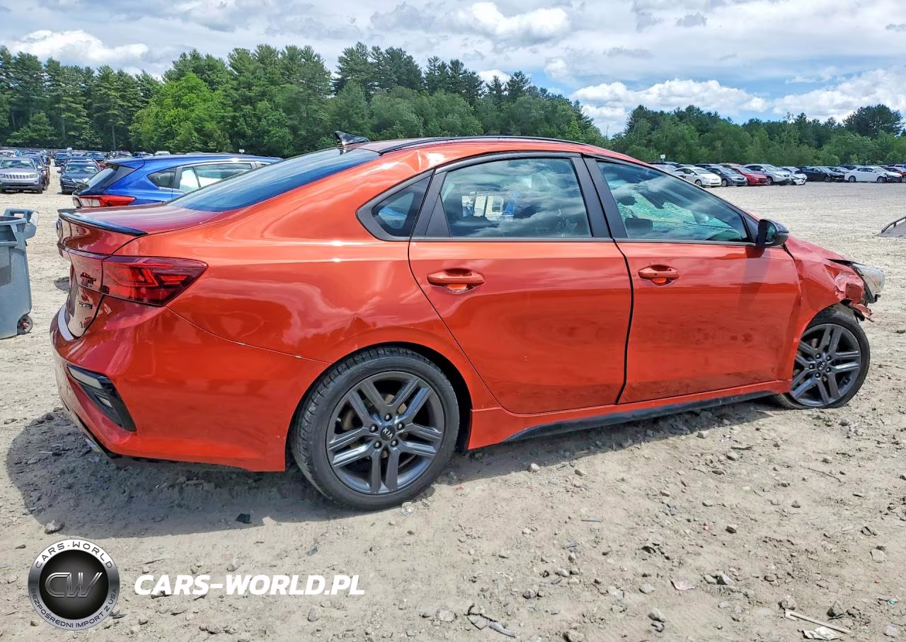 2021 Kia Forte Gt Line VIN:3KPF34AD3ME369653 - 3