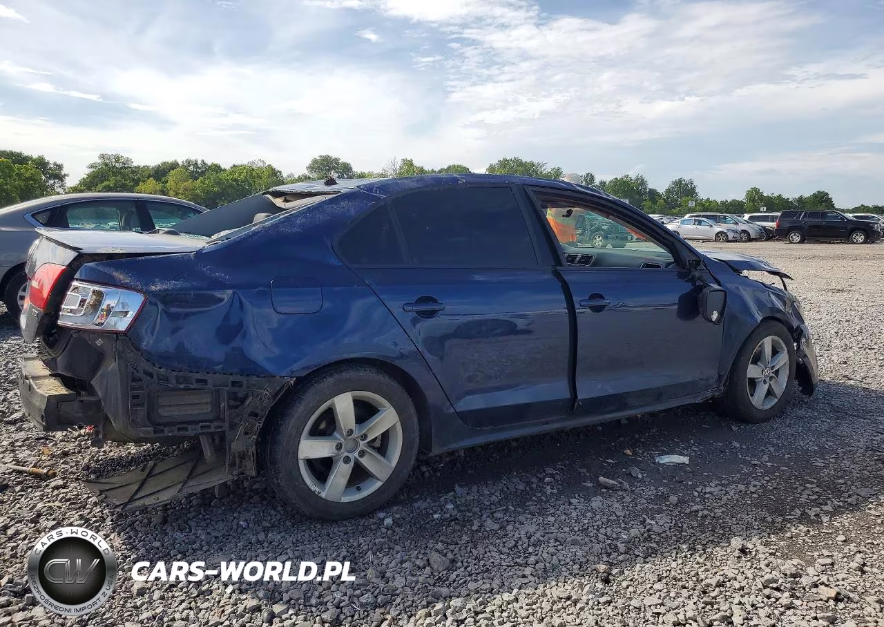 2012 Volkswagen Jetta Tdi VIN:3VWLL7AJ5CM419092 - 3