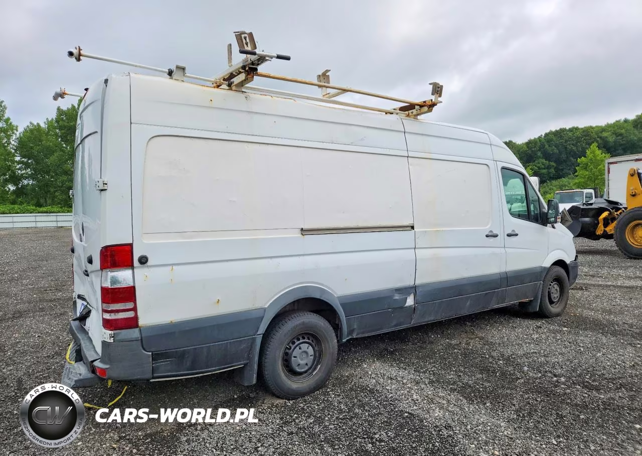 2018 Mercedes-Benz Sprinter VIN:WD3PE8CD5JP602750 - 3
