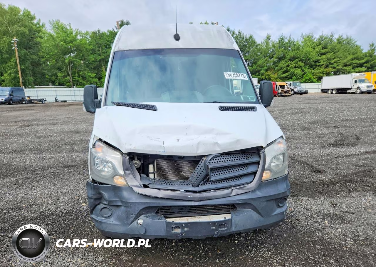 2018 Mercedes-Benz Sprinter VIN:WD3PE8CD5JP602750 - 5