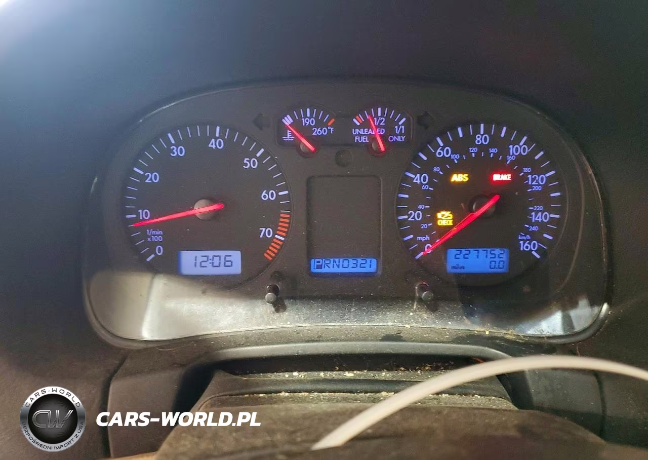 2001 Volkswagen Jetta Gls VIN:3VWST29M01M028605 - 9