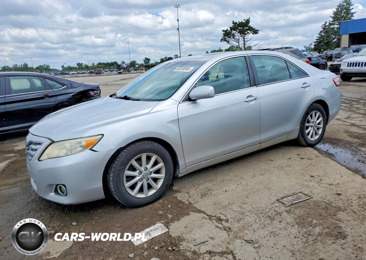 2011 Toyota Camry Xle – zdjęcie 1 z 12