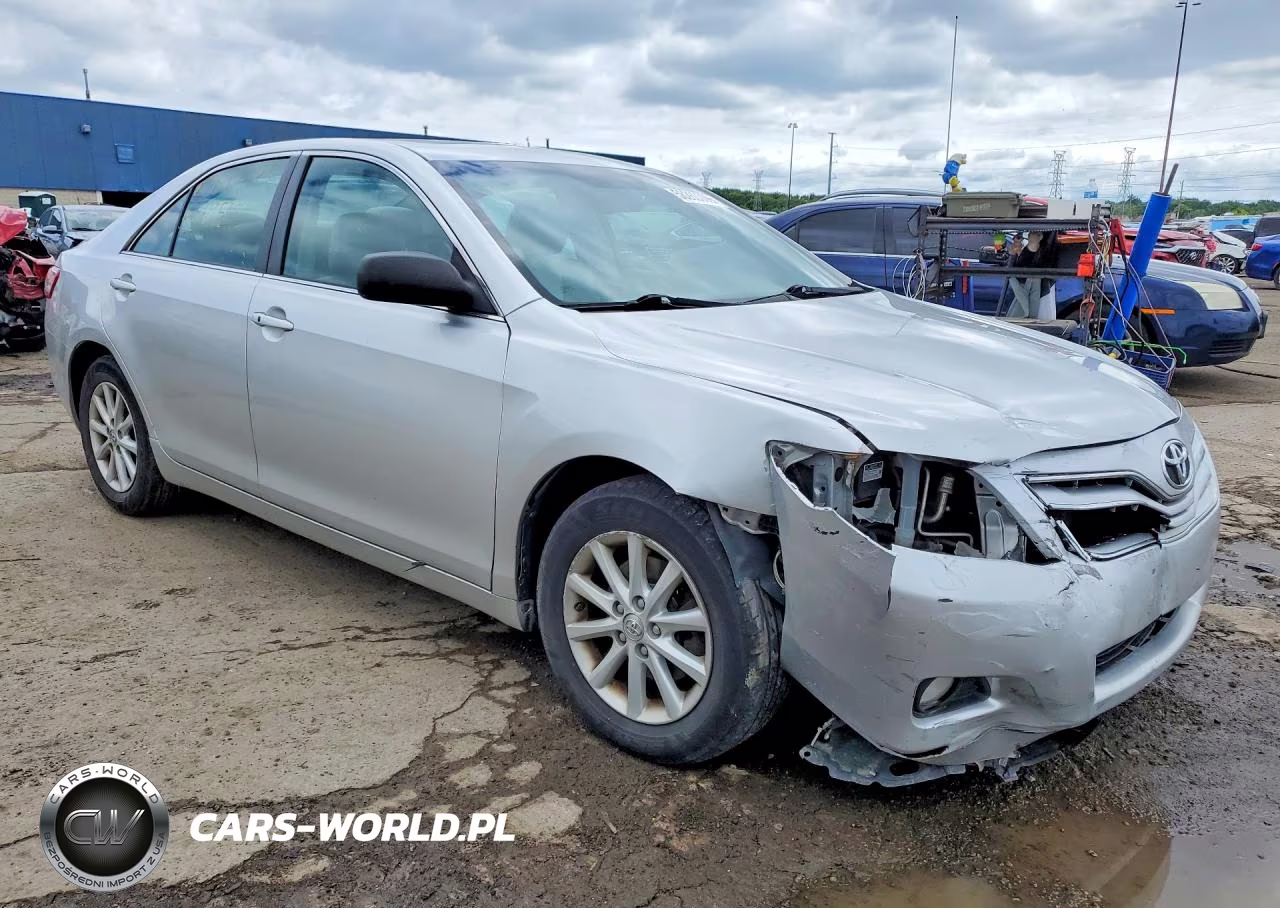 2011 Toyota Camry Xle VIN:4T4BF3EK5BR119548 - 4