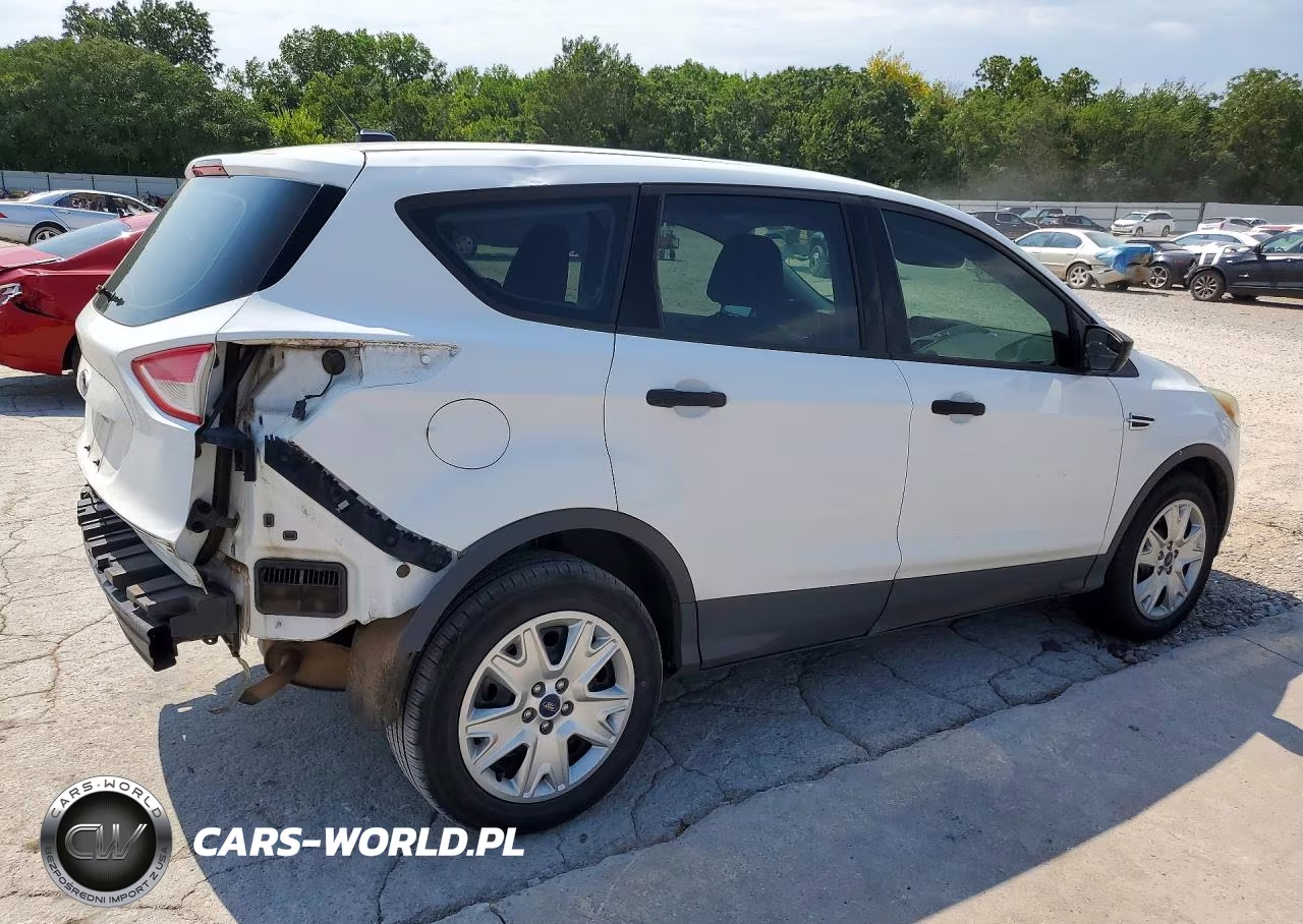 2013 Ford Escape S VIN:1FMCU0F79DUC03744 - 3