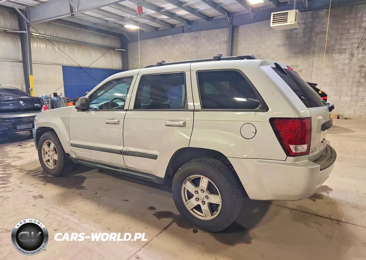 2007 Jeep Grand Cherokee Laredo VIN:1J8GR48K77C576252 - 2