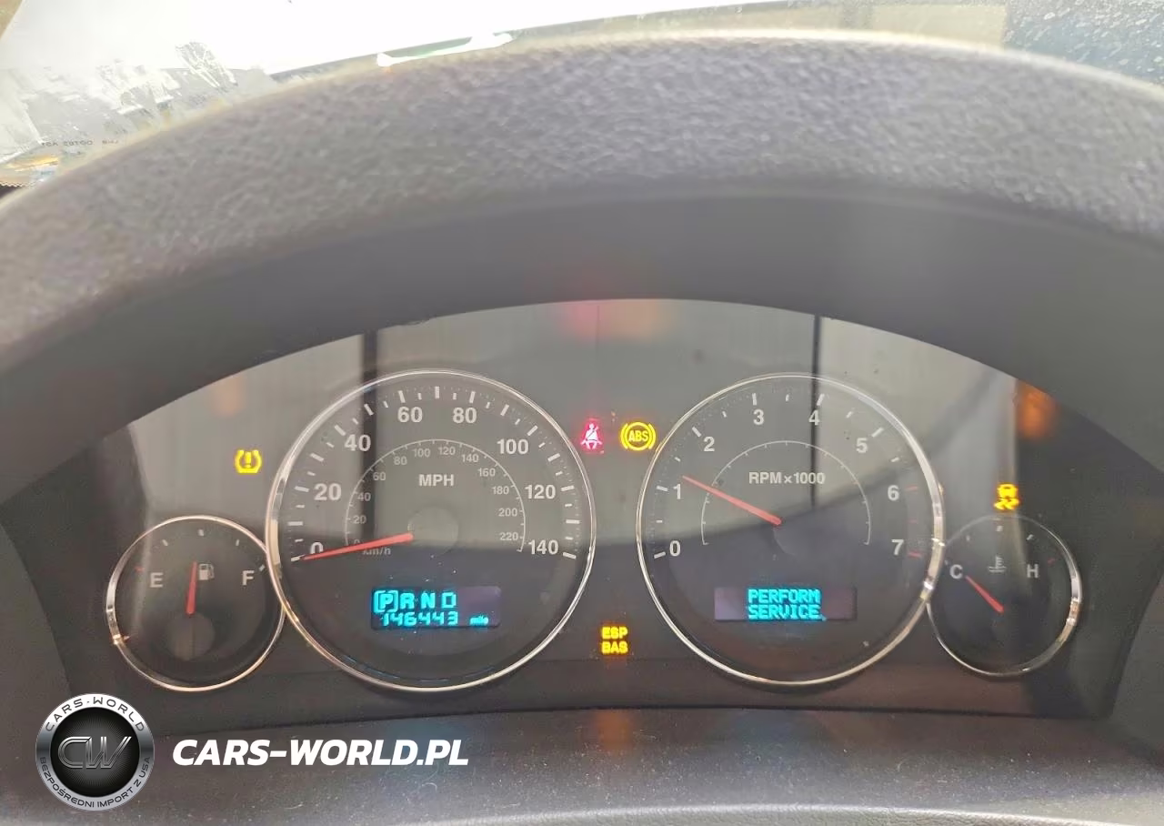 2007 Jeep Grand Cherokee Laredo VIN:1J8GR48K77C576252 - 9