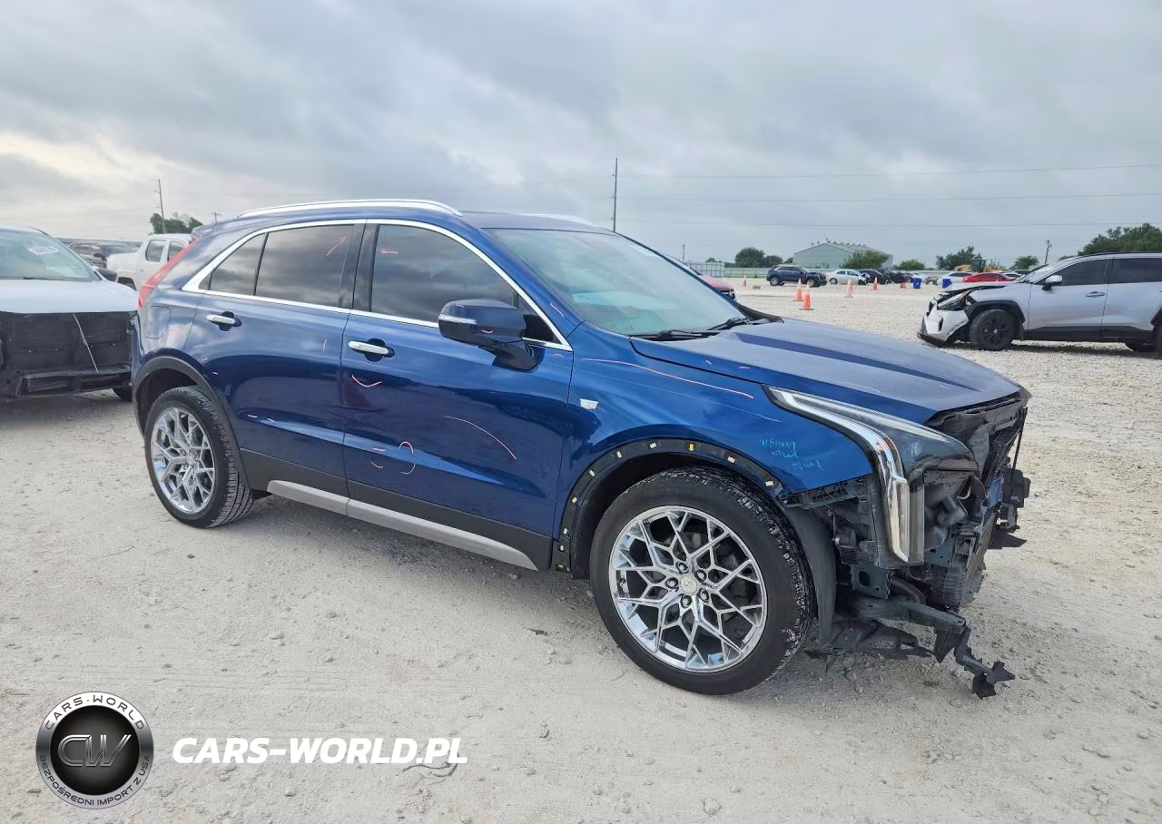 2019 Cadillac Xt4 Premium Luxury VIN:1GYFZCR4XKF103668 - 4