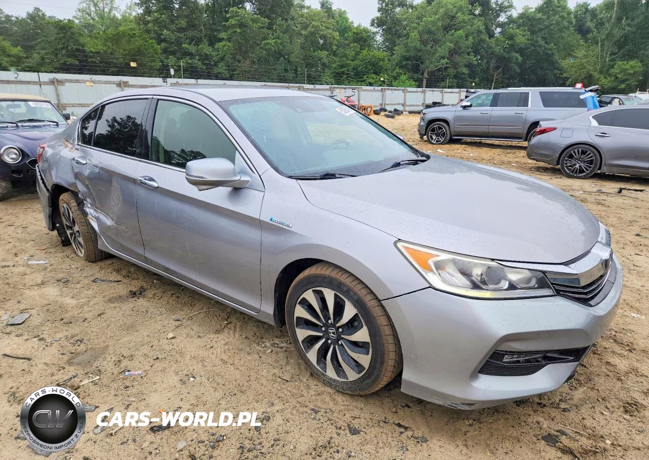 2017 Honda Accord Hybrid VIN:JHMCR6F31HC001867 - 4