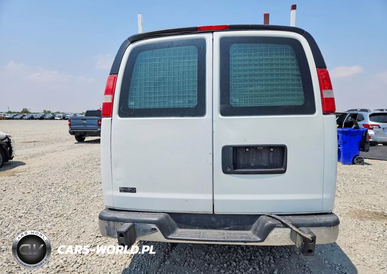 2017 GMC Savana G2500 VIN:1GTW7AFF9H1906922 - 6