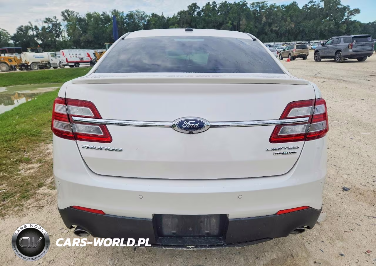 2015 Ford Taurus Limited VIN:1FAHP2F8XFG138867 - 6