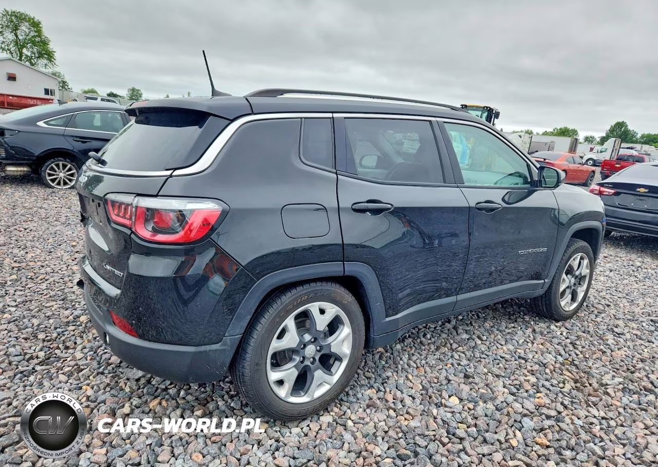 2017 Jeep Compass Limited VIN:3C4NJDCBXHT641730 - 3
