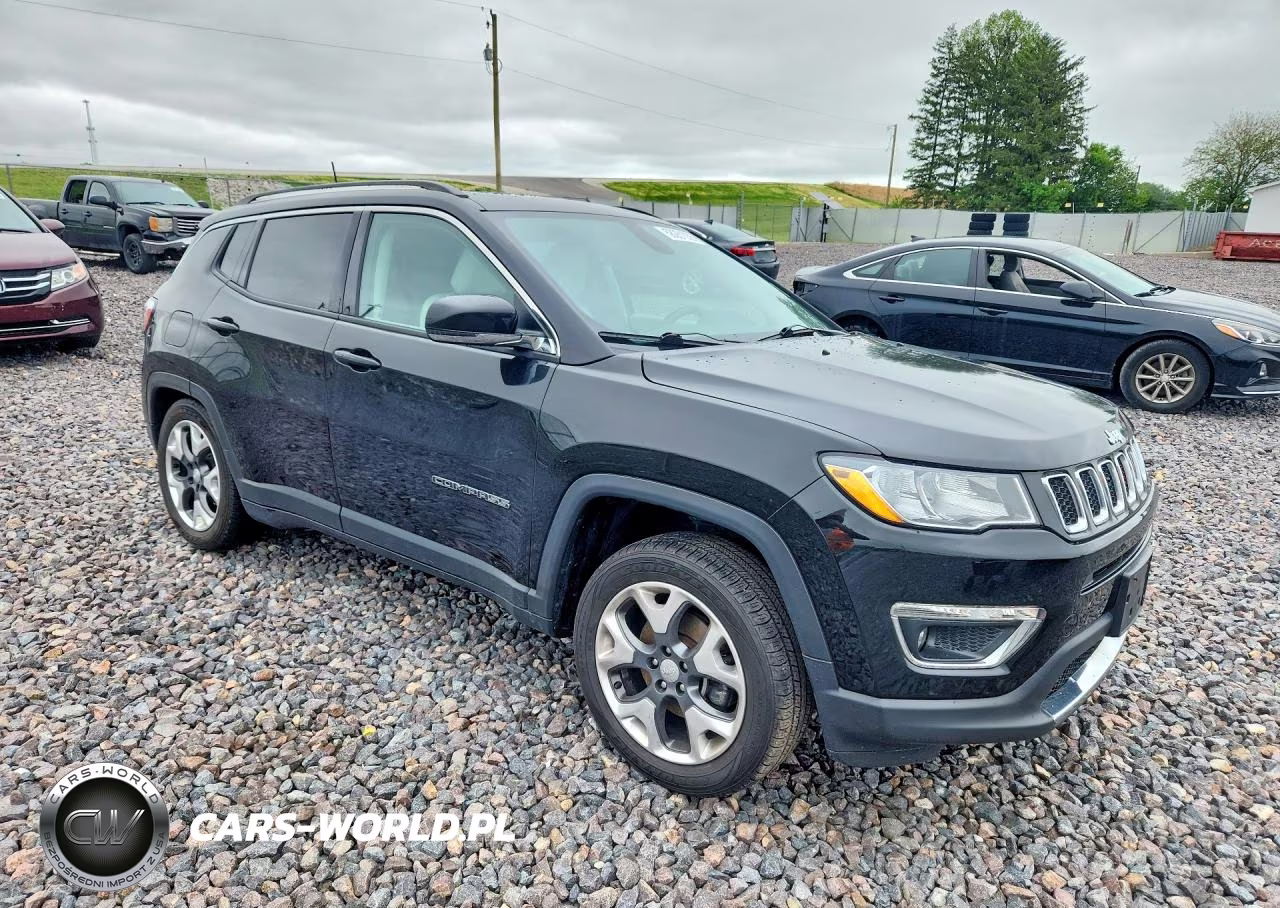2017 Jeep Compass Limited VIN:3C4NJDCBXHT641730 - 4