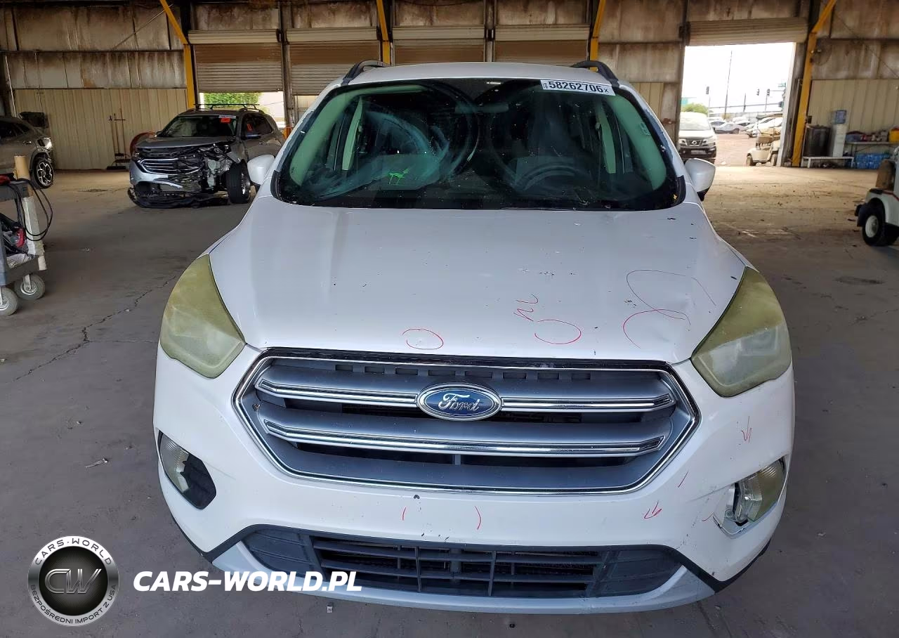 2017 Ford Escape Se VIN:1FMCU0G99HUD93891 - 5