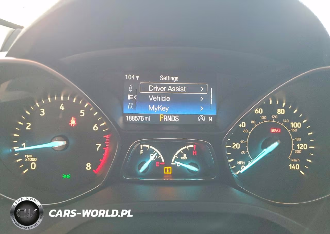 2017 Ford Escape Se VIN:1FMCU0G99HUD93891 - 9