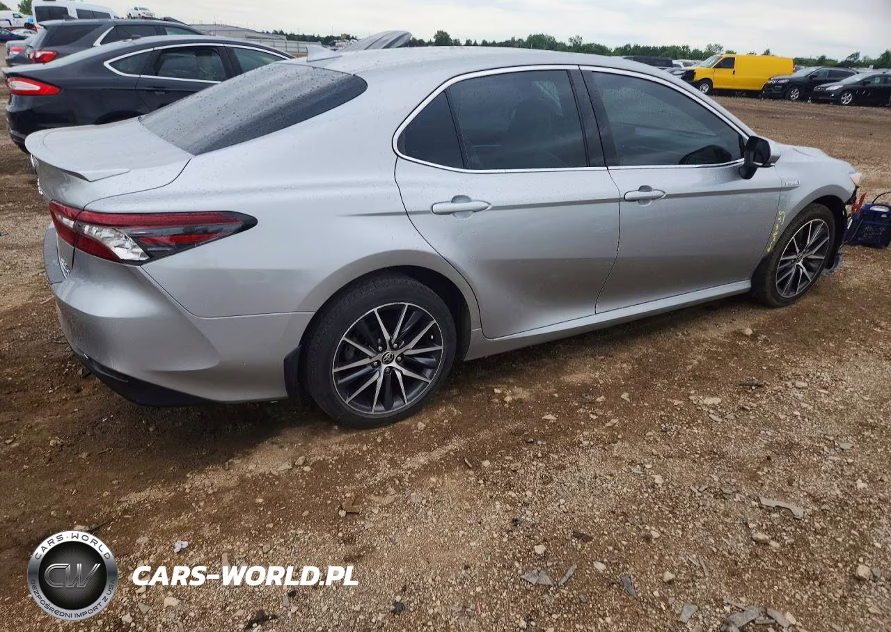 2021 Toyota Camry Xle VIN:4T1F31AK5MU026434 - 3