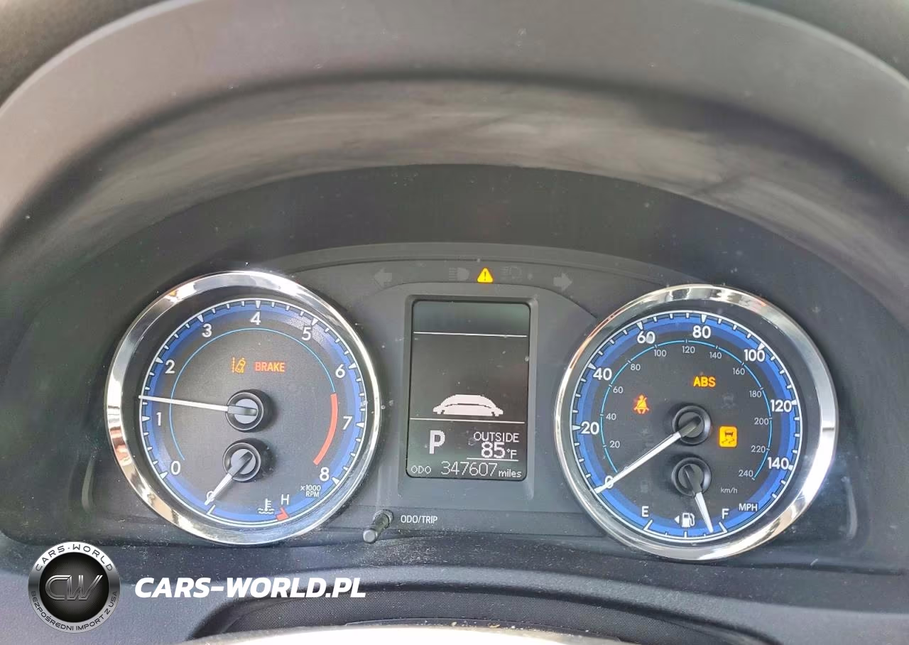 2019 Toyota Corolla Le VIN:2T1BURHE9KC127937 - 9
