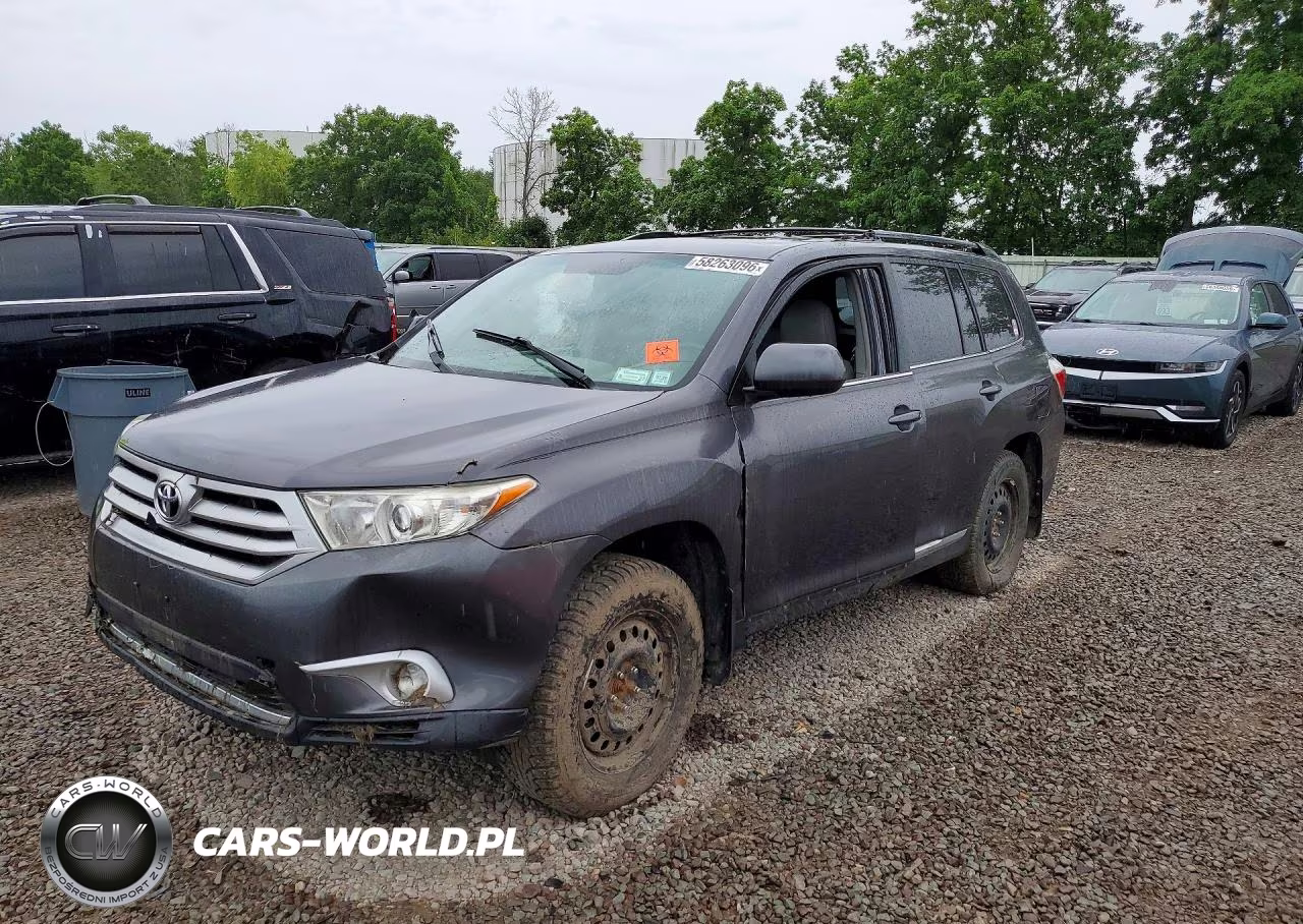 2013 Toyota Highlander Se