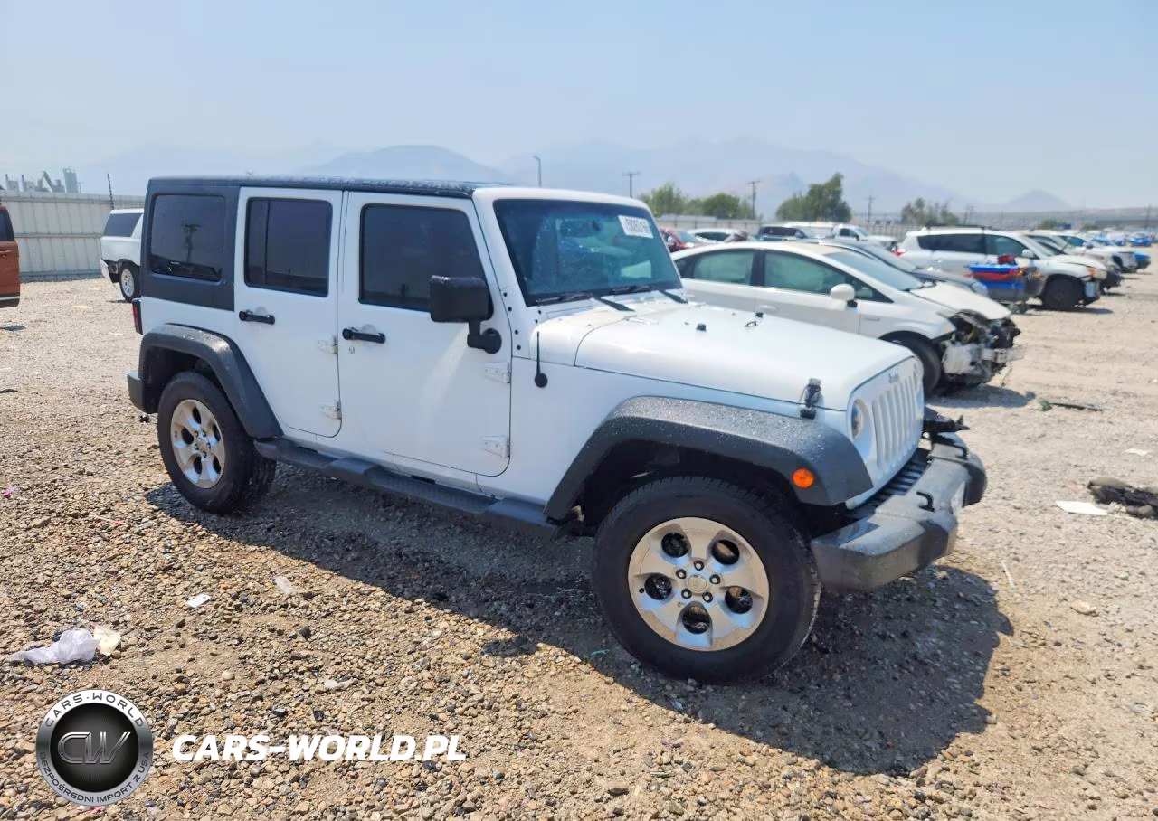 2013 Jeep Wrangler Unlimited Sport VIN:1C4BJWDG0DL519165 - 4