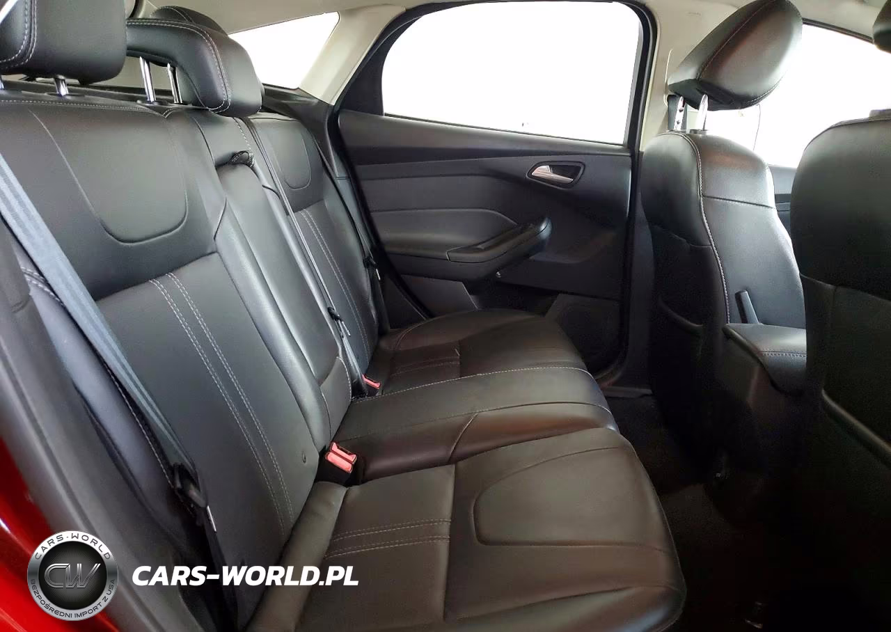 2014 Ford Focus Se VIN:1FADP3K20EL371913 - 10