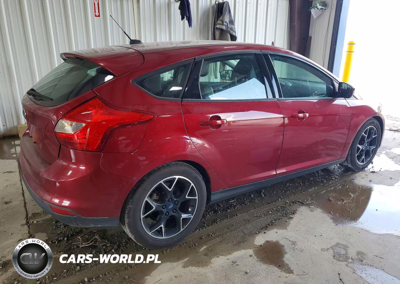 2014 Ford Focus Se VIN:1FADP3K20EL371913 - 3
