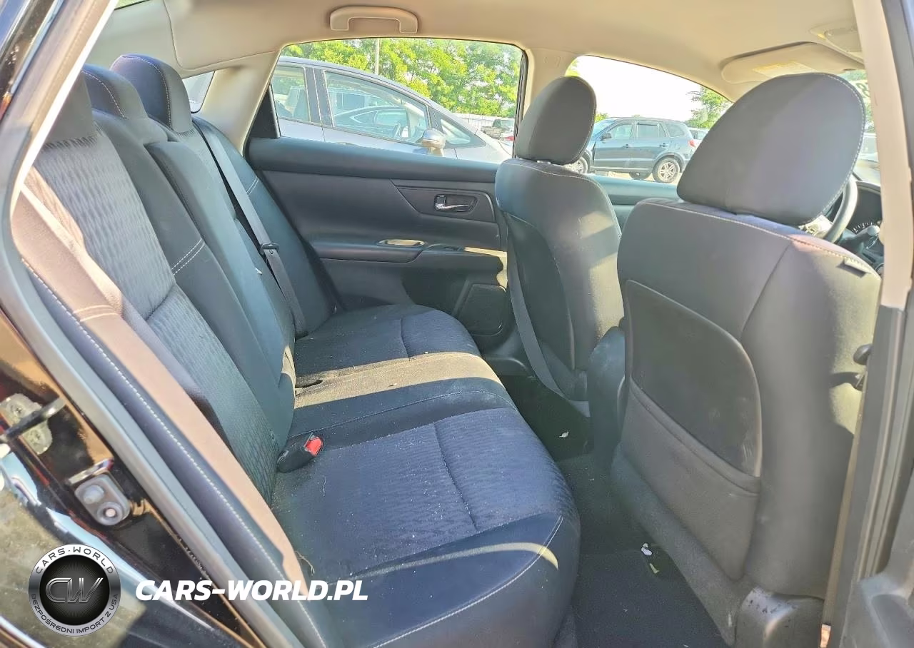 2018 Nissan Altima 2.5 S VIN:1N4AL3AP1JC229396 - 10