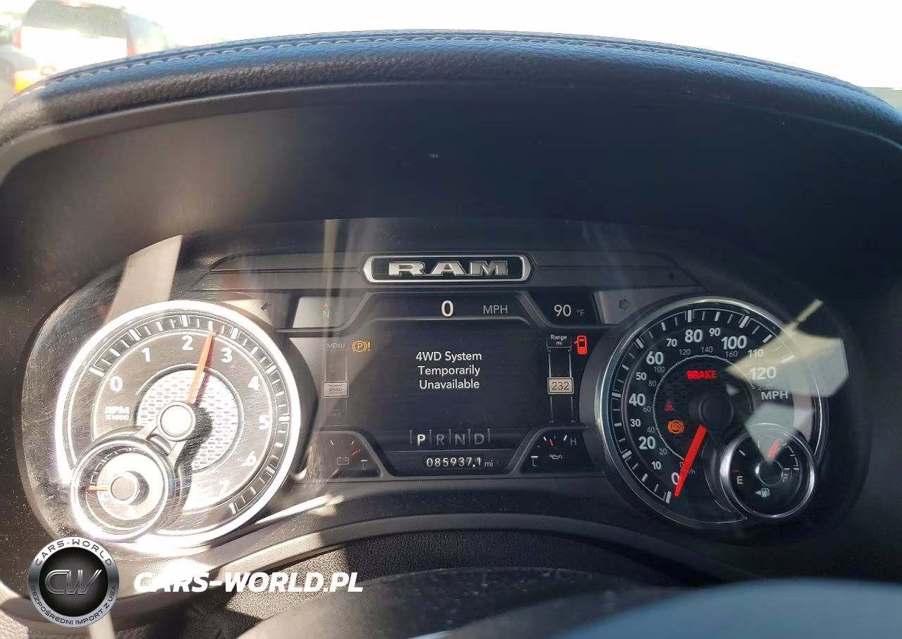 2020 Ram 1500 Laramie VIN:1C6SRFJT3LN323998 - 9