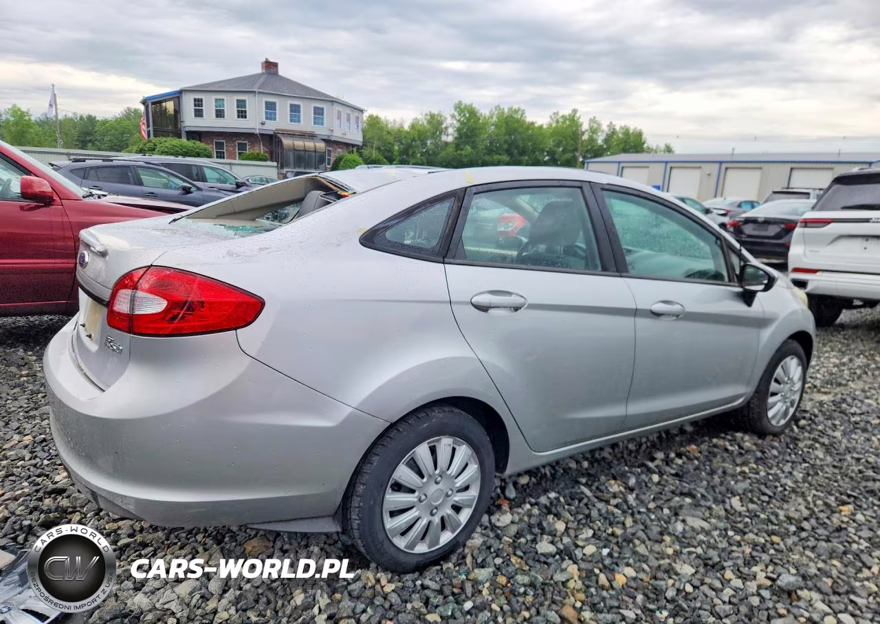 2012 Ford Fiesta S VIN:3FADP4AJ1CM169589 - 3