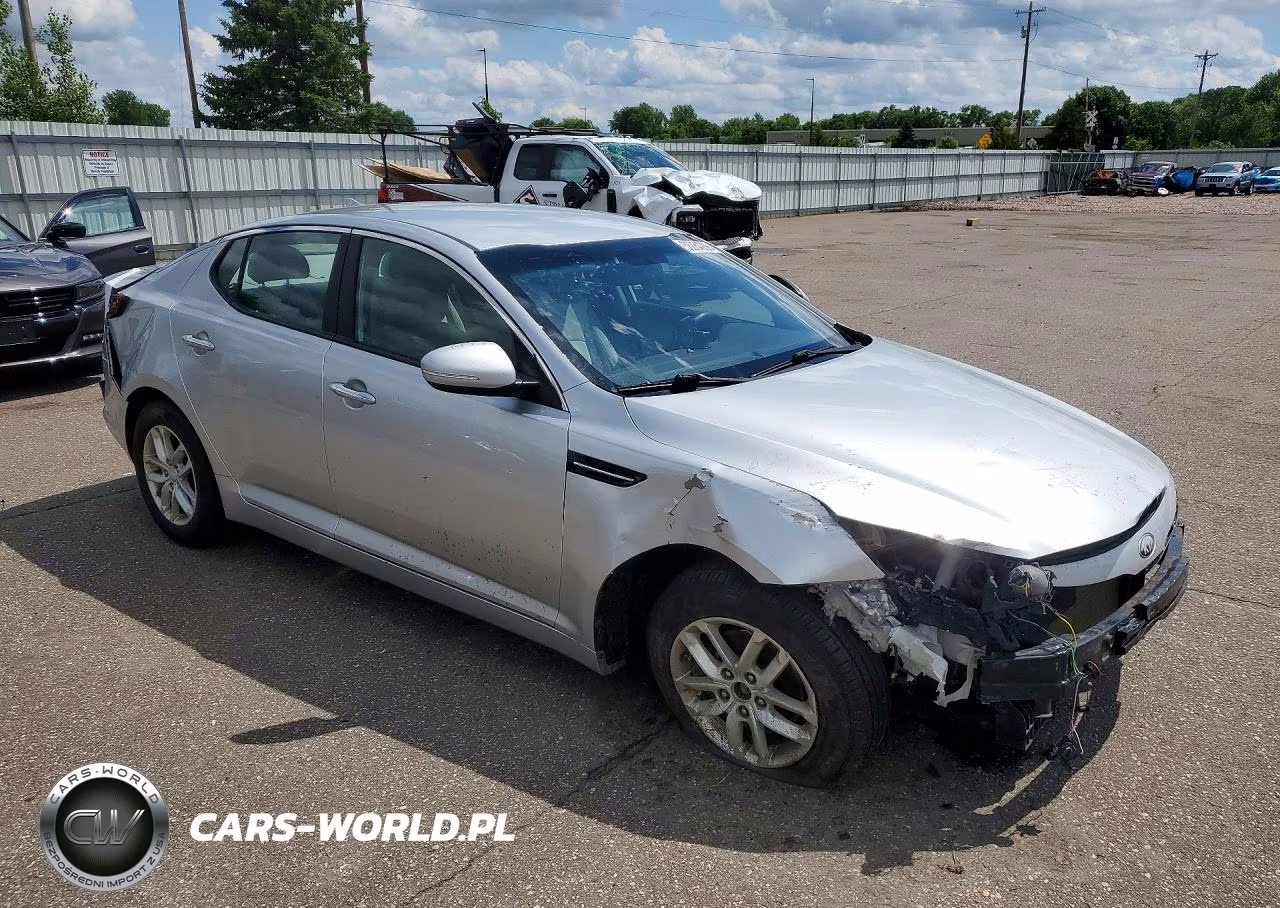 2013 Kia Optima Lx VIN:KNAGM4A74D5387602 - 4