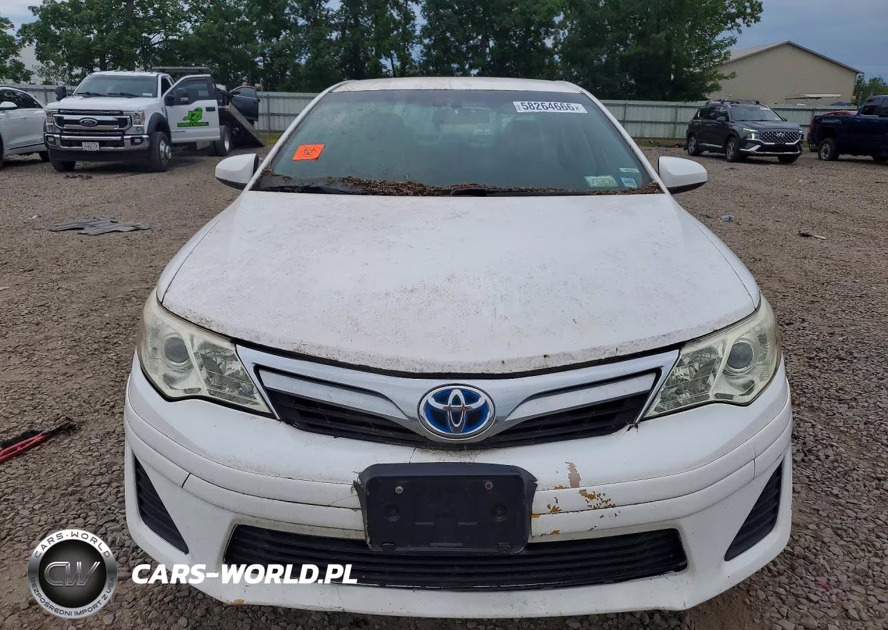 2014 Toyota Camry Hybrid Le VIN:4T1BD1FK5EU111408 - 5
