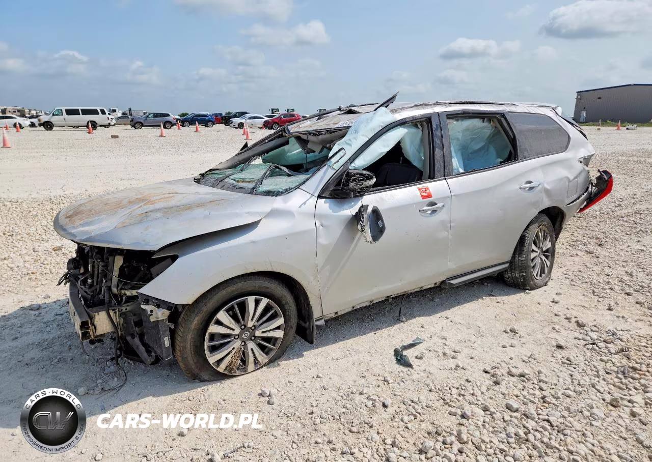 2017 Nissan Pathfinder Sl – zdjęcie 1 z 12