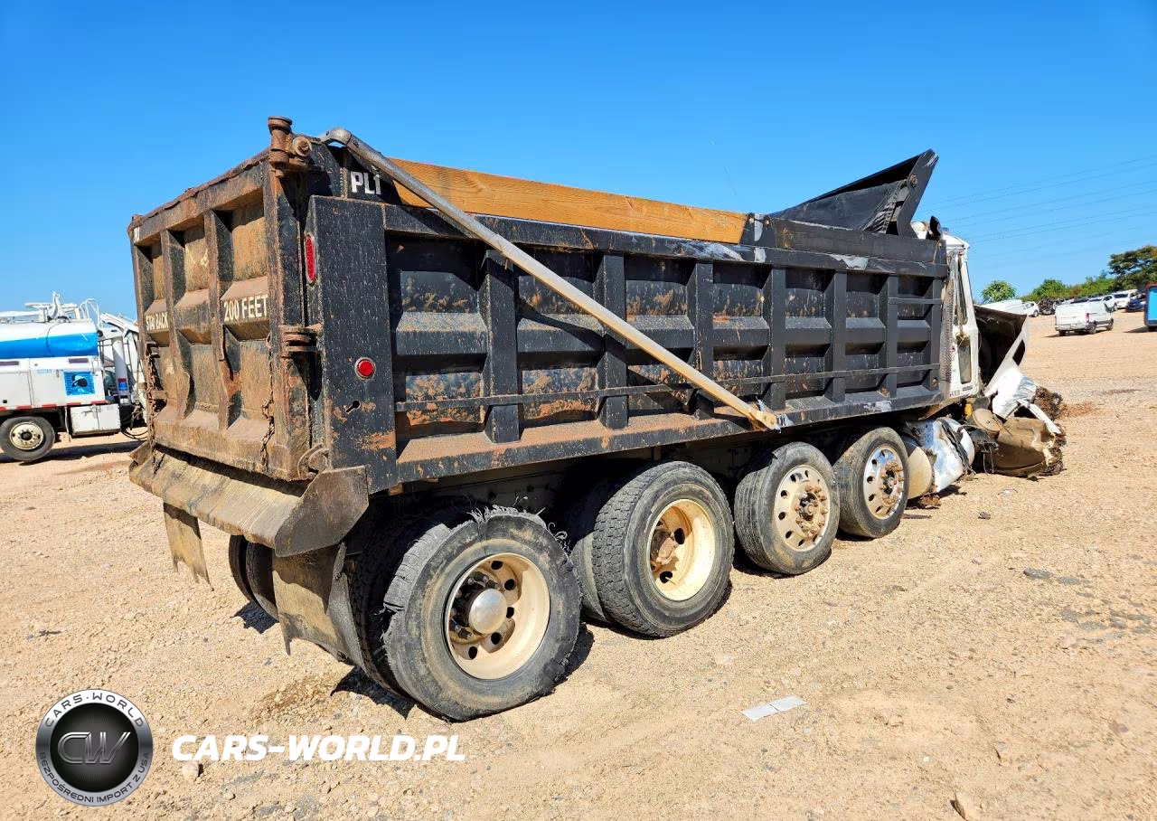 2004 Mack 700 Cv700 VIN:1M2AG11C04M017924 - 3