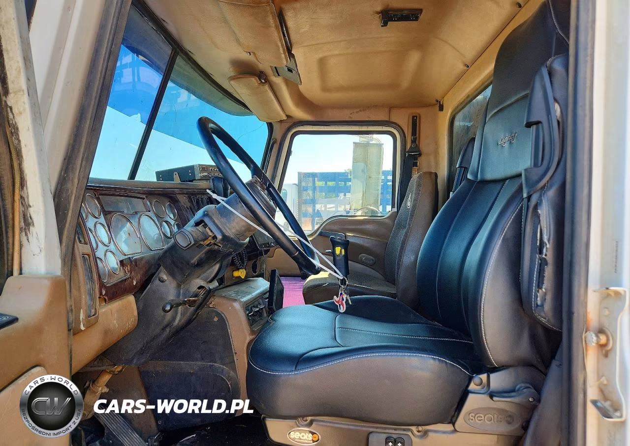 2004 Mack 700 Cv700 VIN:1M2AG11C04M017924 - 7