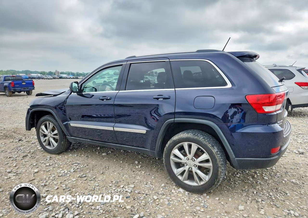2013 Jeep Grand Cherokee Laredo VIN:1C4RJFAG1DC548841 - 2