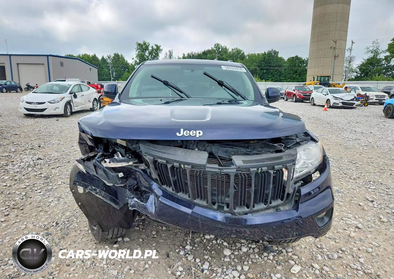 2013 Jeep Grand Cherokee Laredo VIN:1C4RJFAG1DC548841 - 5
