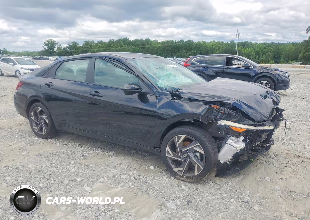 2025 Hyundai Elantra Sel Sport VIN:KMHLM4DGXSU048161 - 4