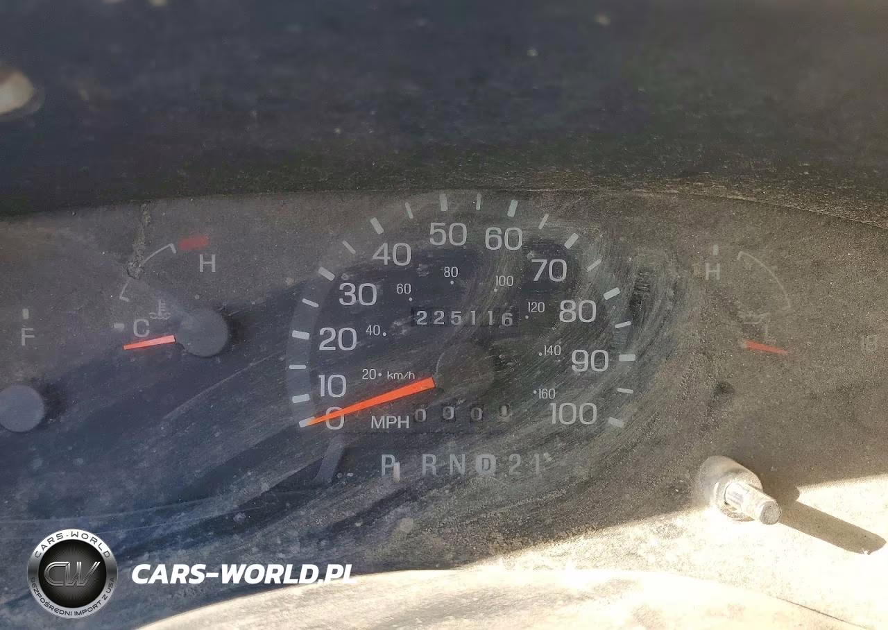 1999 Ford Econoline E150 Van VIN:1FTRE1426XHB39247 - 9
